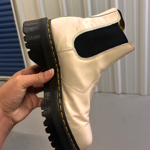 2976 SMOOTH LEATHER PLATFORM CHELSEA BOOTS size 12 - Picture 9 of 12